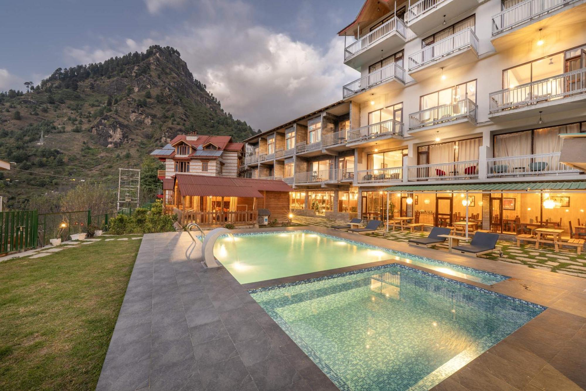 Hotel Echor Himalayan Heights Manali Extérieur photo