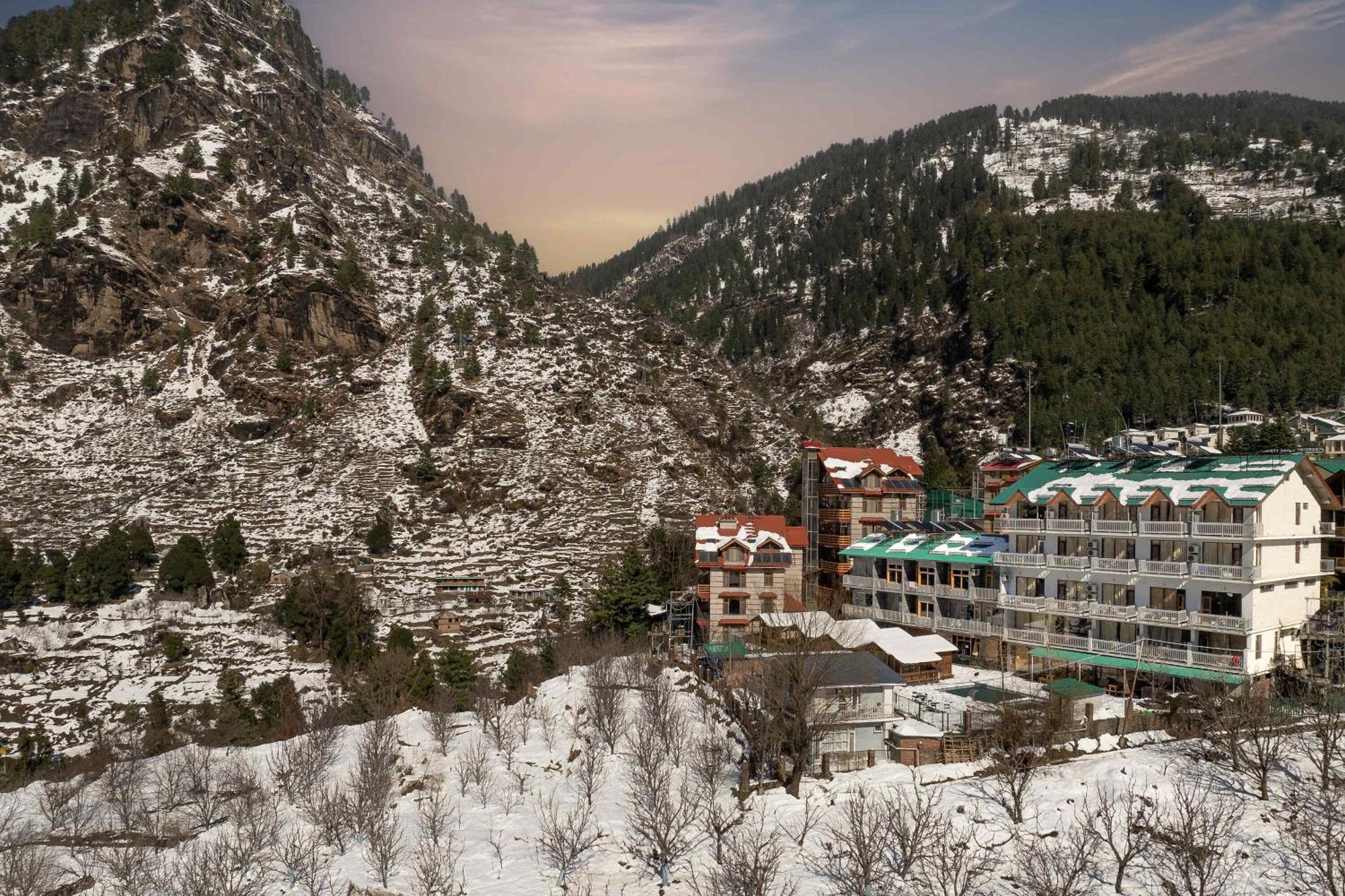 Hotel Echor Himalayan Heights Manali Extérieur photo